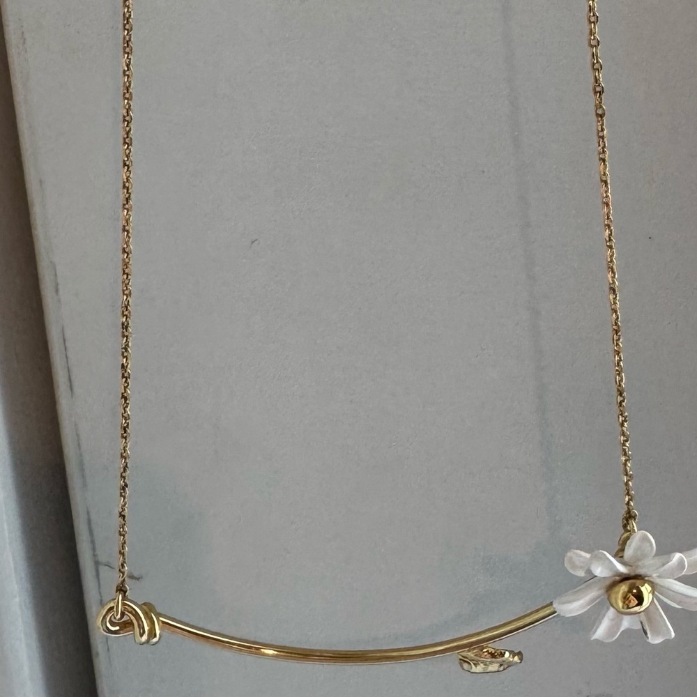 KATE SPADE amazing necklace - perfect for summer! Like new!